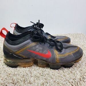 Nike Shoes Womens Size 7 Air Vapormax Sneakers Running Comfort Style Bag